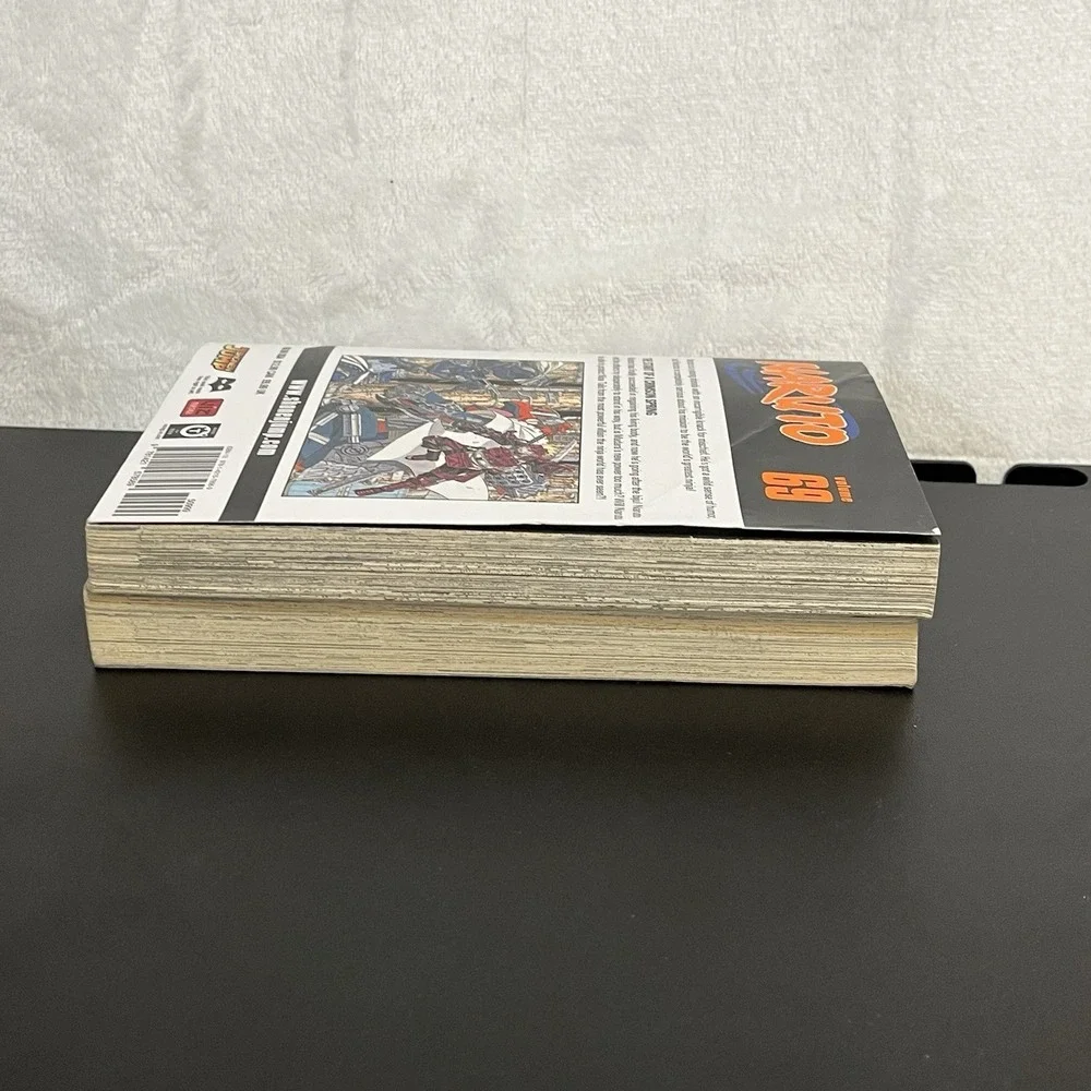 Naruto Volume 1 & Volume 69 Masashi Kishimoto Comic Books Japanese Manga Lot